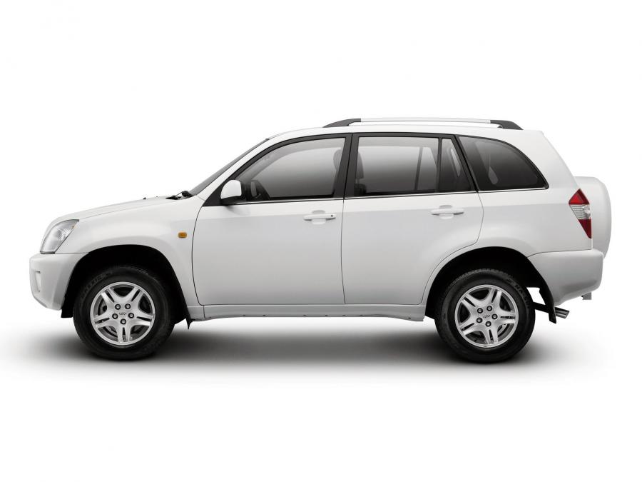  Chery J11 2008 года  (фото 4 из 16)